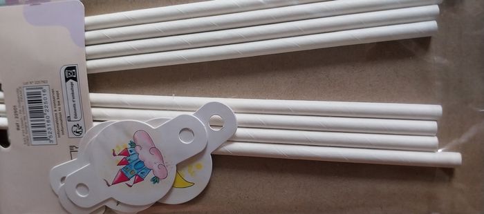 Lots anniversaires licornes pour 8 enfants - photo numéro 5