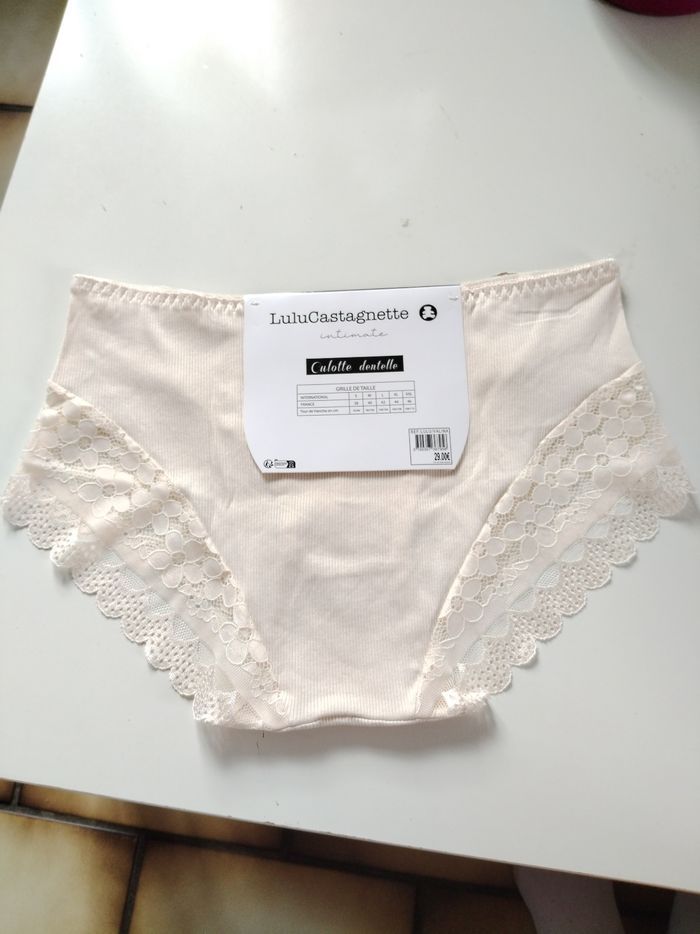 Culotte neuve - photo numéro 2