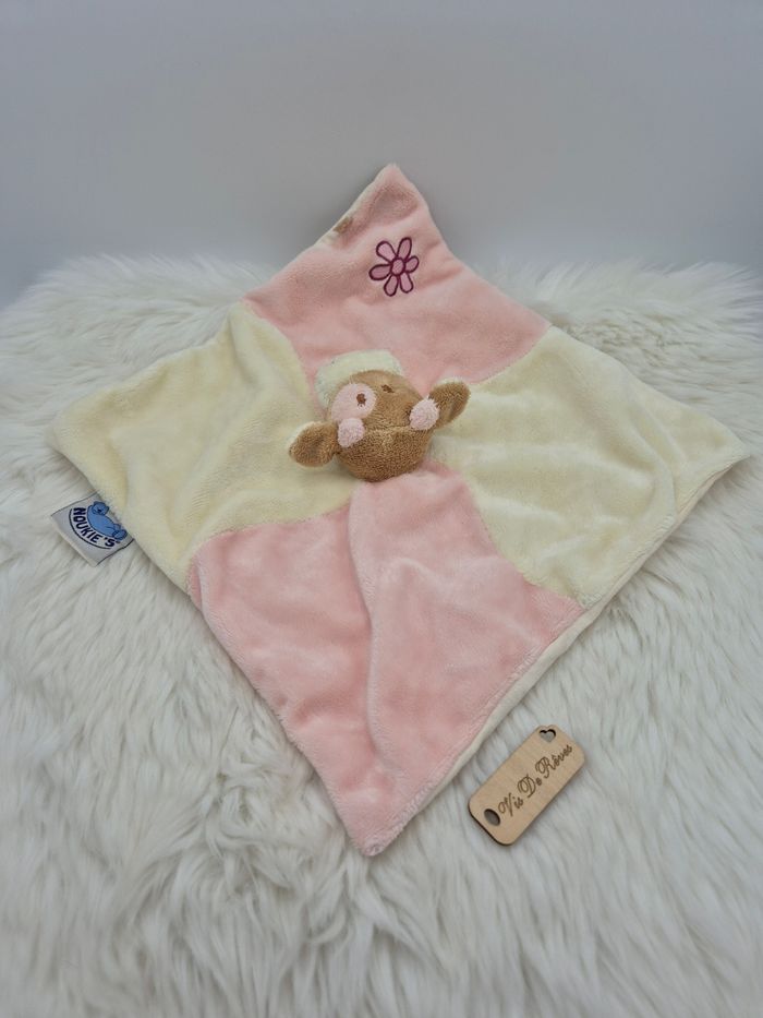 Doudou plat Vache Lola e Noukie's beige rose - photo numéro 2
