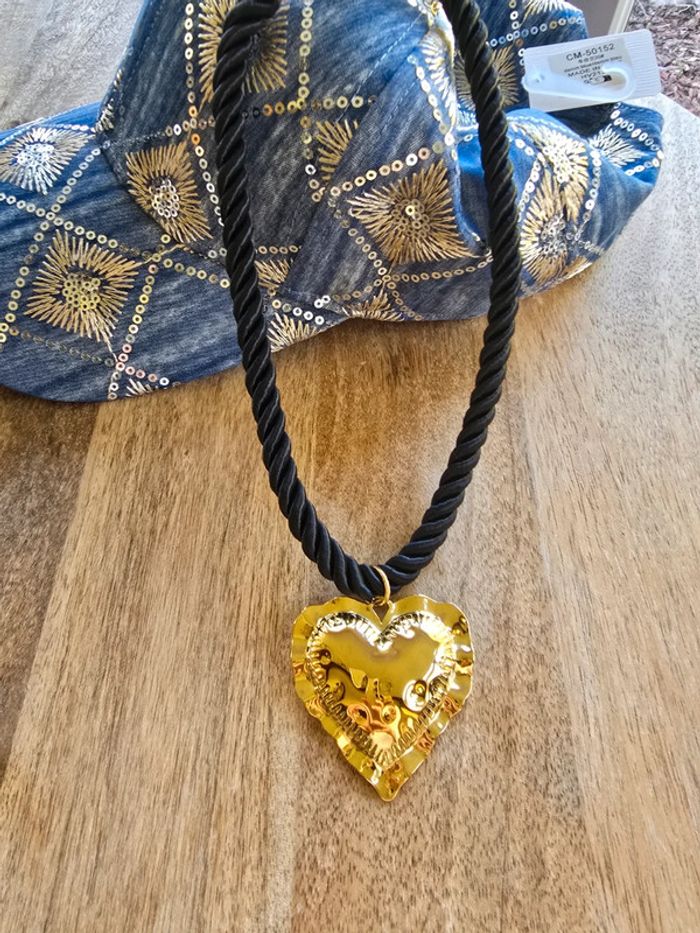 Collier Coeur sur cordon - photo numéro 6