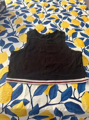 T-shirt crop top