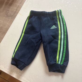 Jogging taille 3 à 6 mois adidas