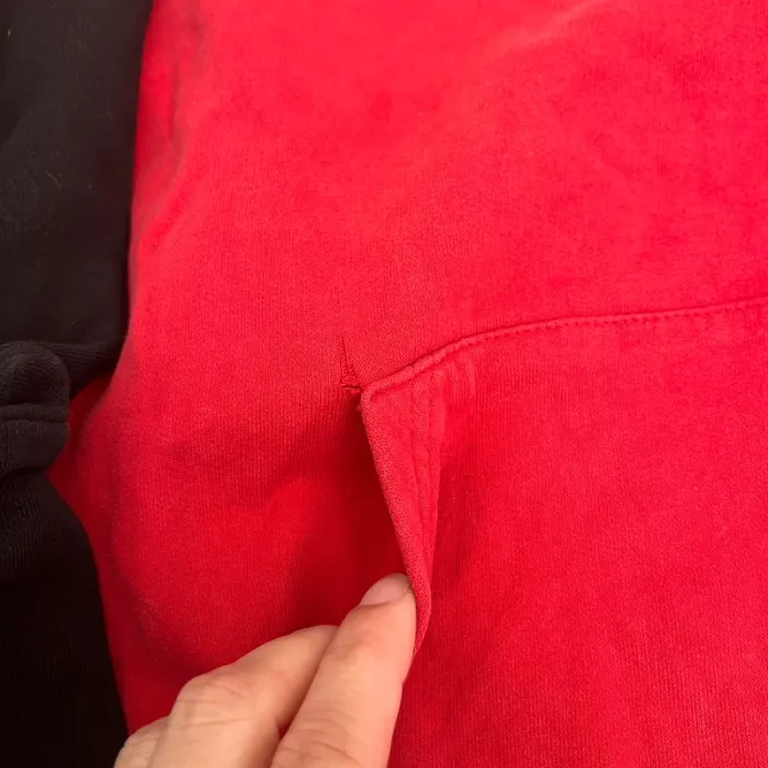 Lot 3 pulls à capuche avec défauts - photo numéro 3