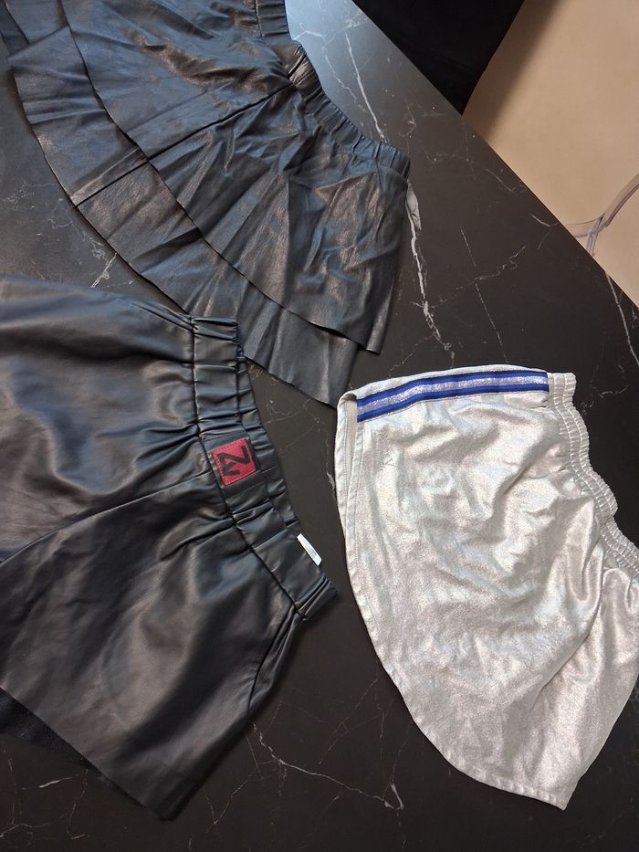 Lot jupes - photo numéro 2