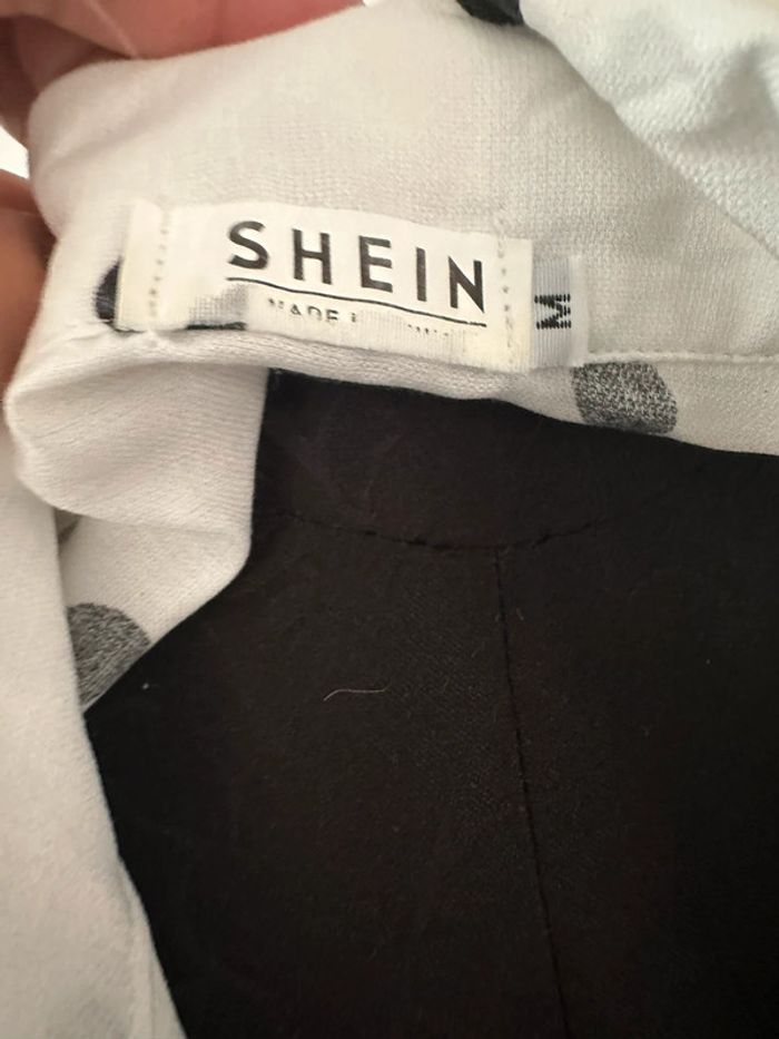 Chemise à pois noire et blanche - photo numéro 5