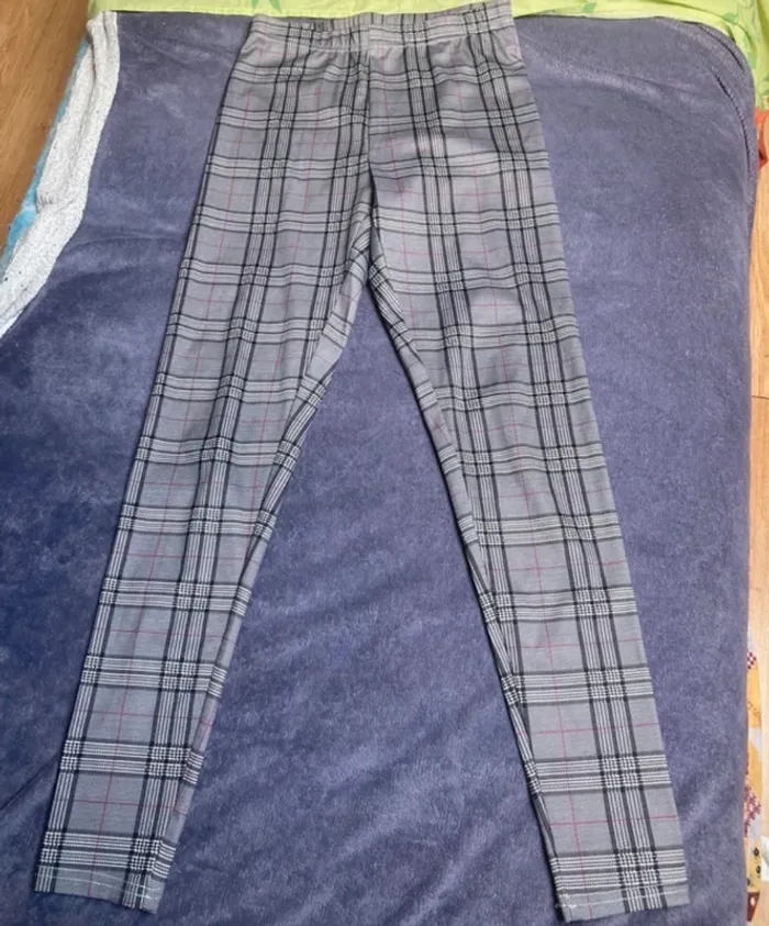 Lot de 2 leggings Shein taille S - photo numéro 2