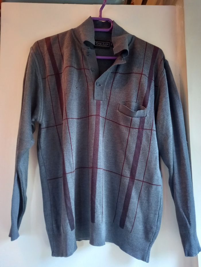 Pull gris