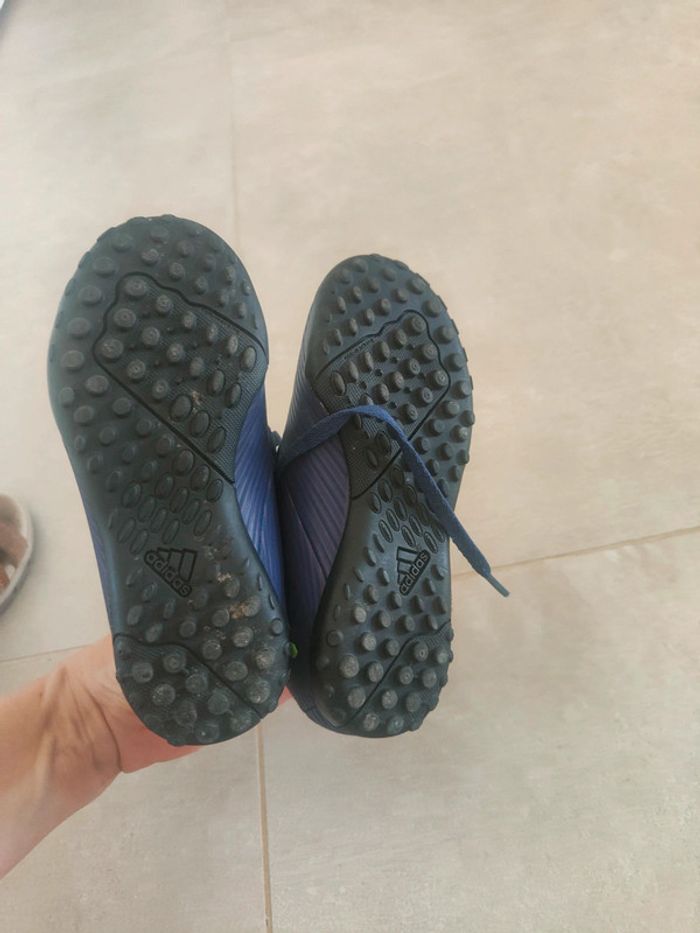 Baskets Crampons de foot pour sol synthétique adidas Nemeziz Messi 19.4 TF pointure 28 - photo numéro 3