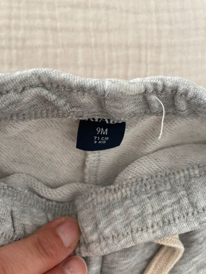 Lot de pantalons bébé garçon kiabi 9 mois - photo numéro 4