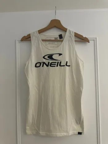 T-shirt 👕 O’Neill taille 16 ans