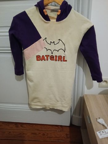 Robe batgirl crème et multicolore