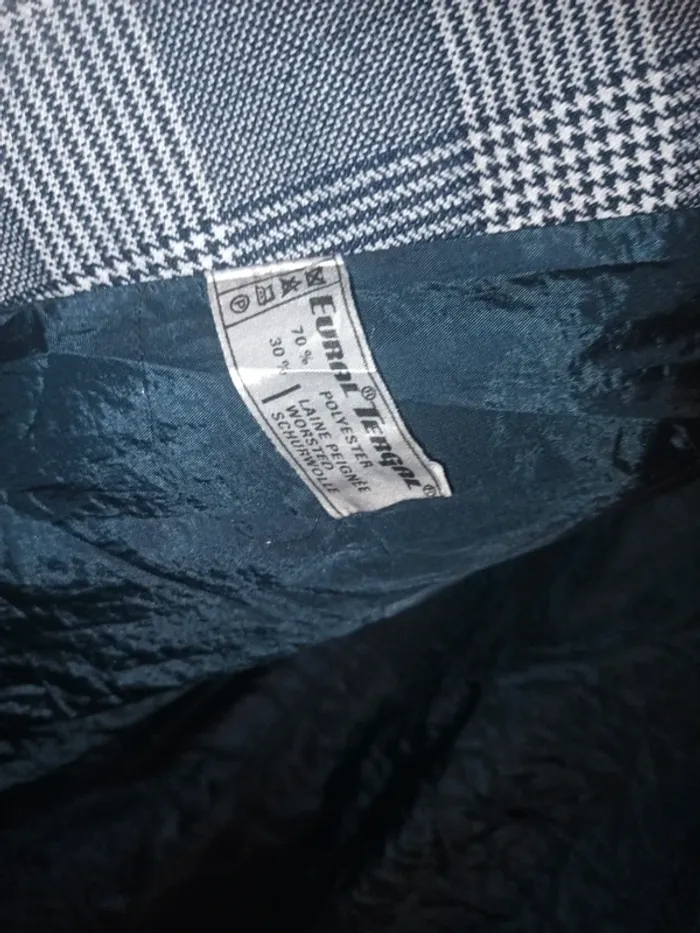 Veste femme très grande qualité taille 36 38 - photo numéro 2