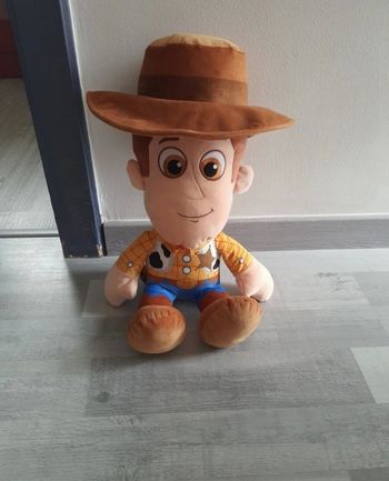 Peluche toy story woody disney