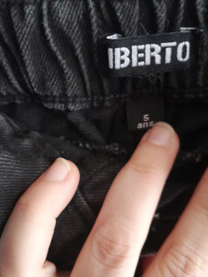 Vêtements variés 5ans - photo numéro 2