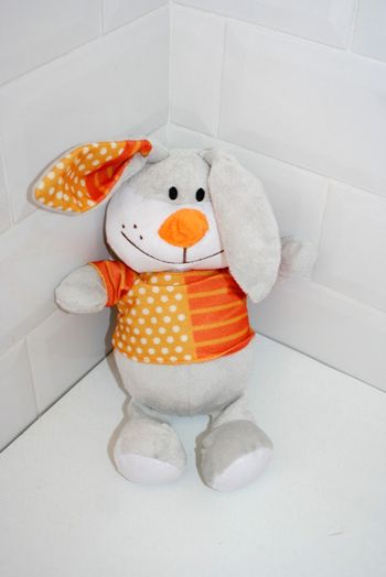 Peluche lapin lapi choco modèle orange fizzy