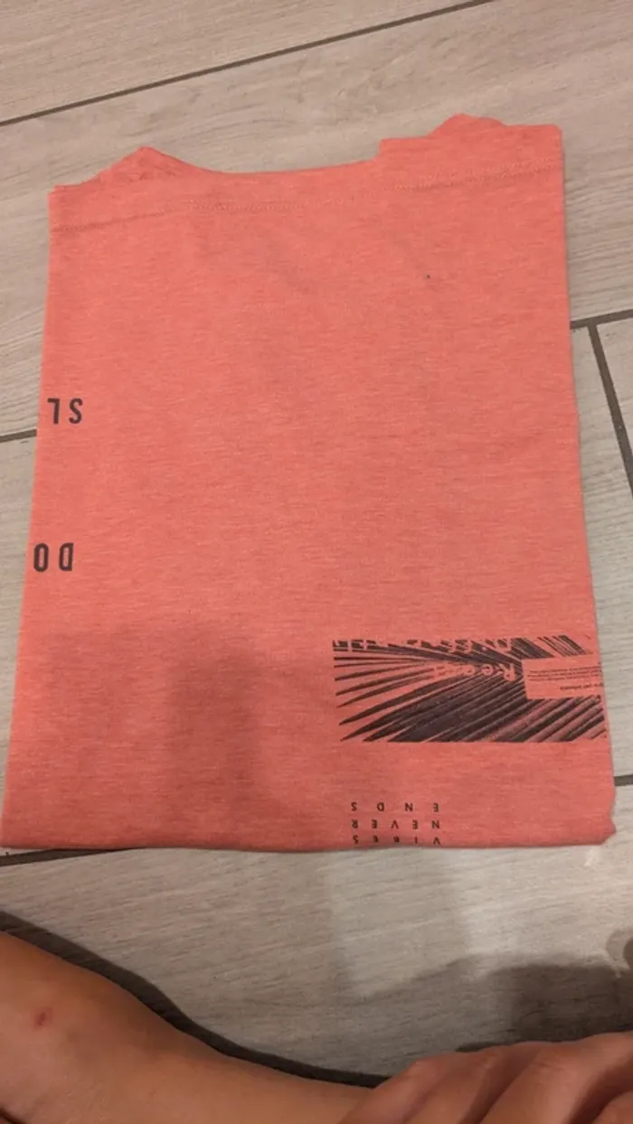 Haut homme taille S - photo numéro 4