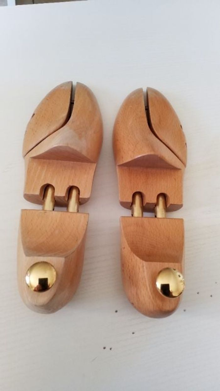 embauchoir chaussures pointure 40 très bon état