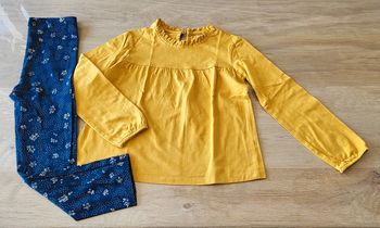 Legging bleu avec motifs