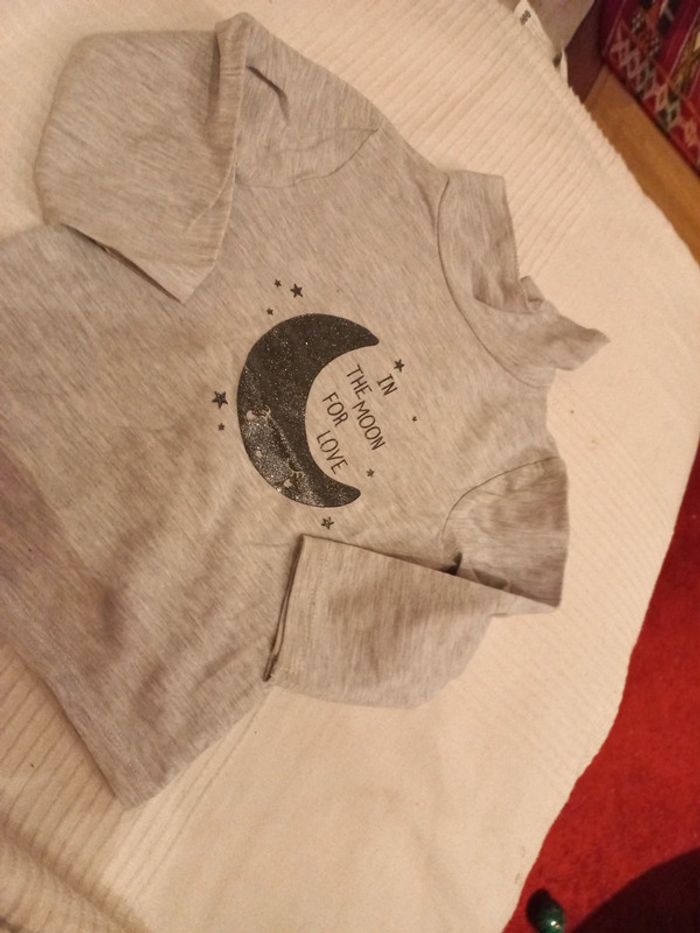 Beau haut gris shiné avec col mixte - photo numéro 2