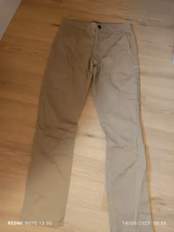 Magnifique pantalon Kiabi beige taille 38