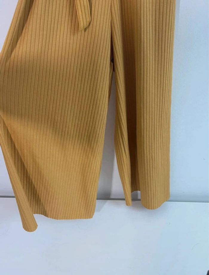 Combinaison jaune moutarde - photo numéro 5