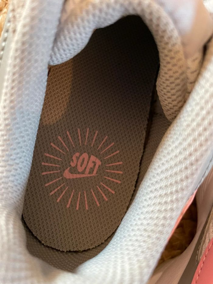 Nike filles neuves - photo numéro 11