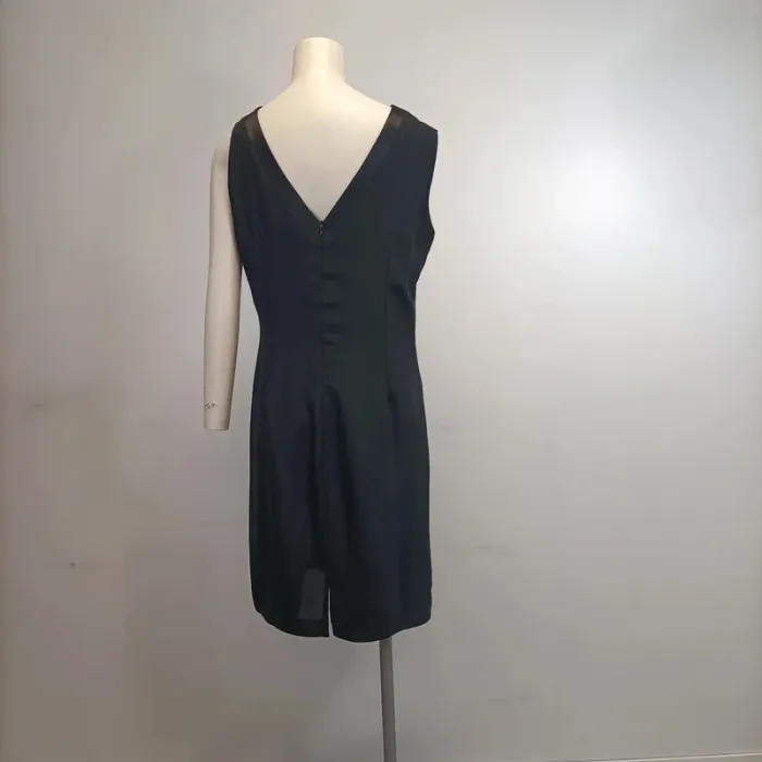 etite robe noir dos décolleté vintage, made in France - Printemps -Taille 42 estimée - photo numéro 3