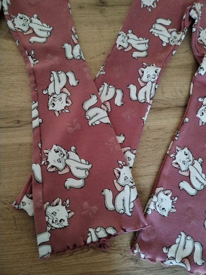 Lot de 2 leggings aristochats neufs 5ans - photo numéro 4