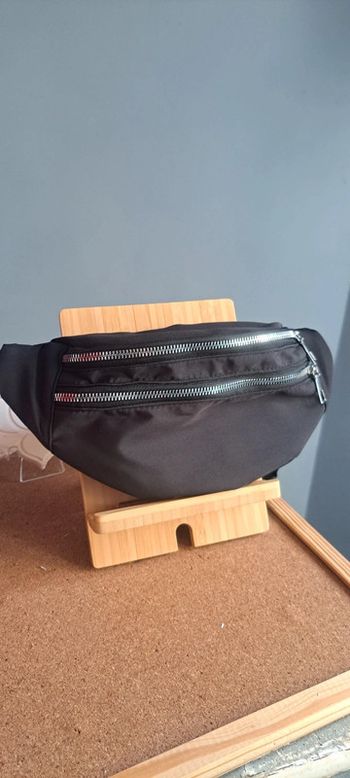 Sac banane noir tour de taille 125 cm maximum