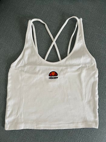 Top crop Ellesse taille M 