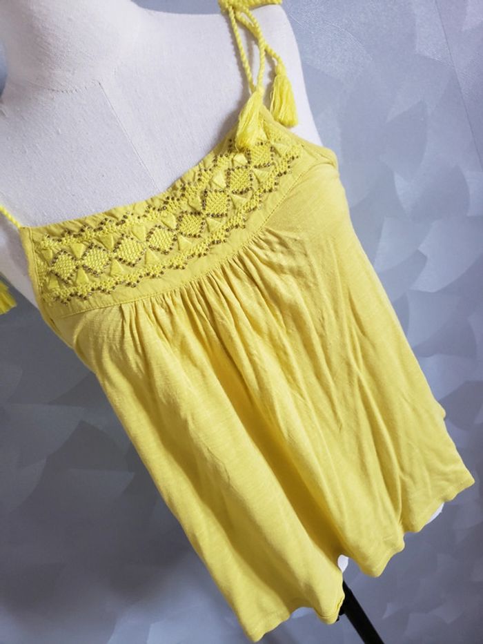 Top bretelles 🎀 Kiabi taille S 3€ - photo numéro 2