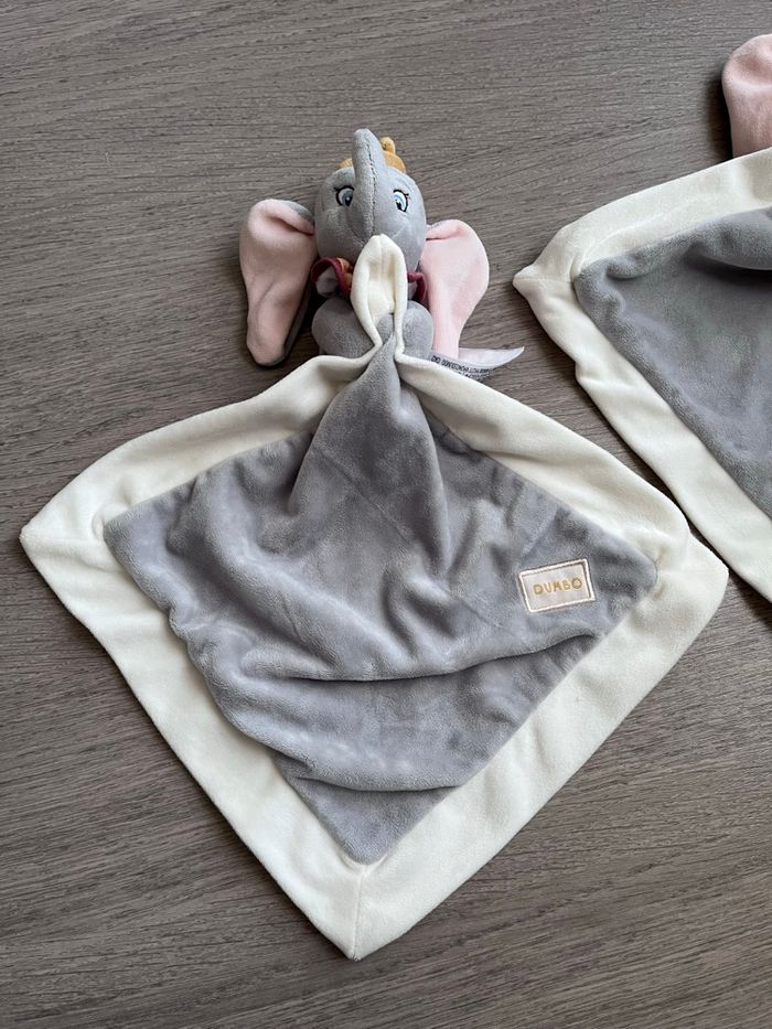 Lot 2 doudous Dumbo disney baby neufs sans étiquettes - photo numéro 2