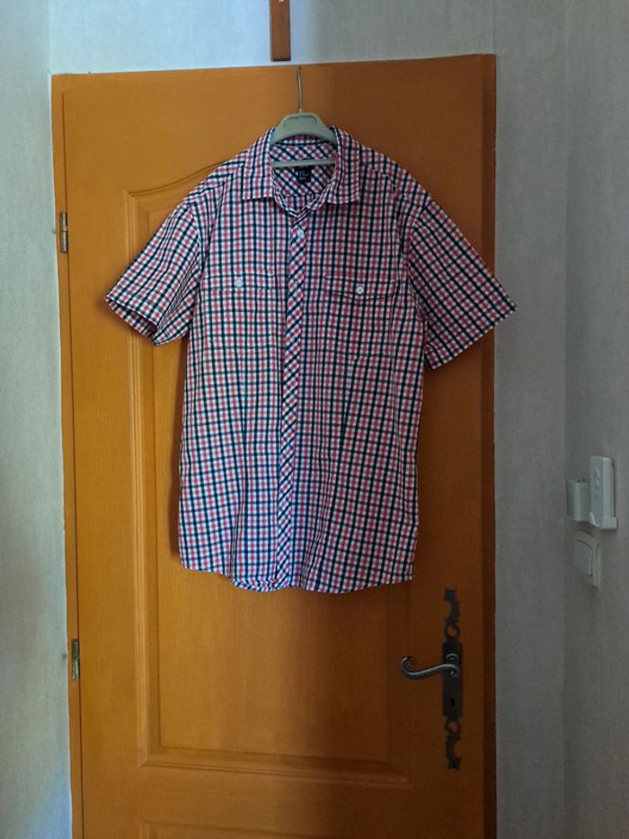 Chemise à manches courtes