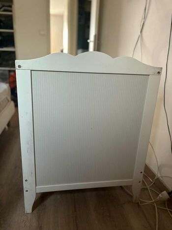 Lit à barreaux  avec matelas