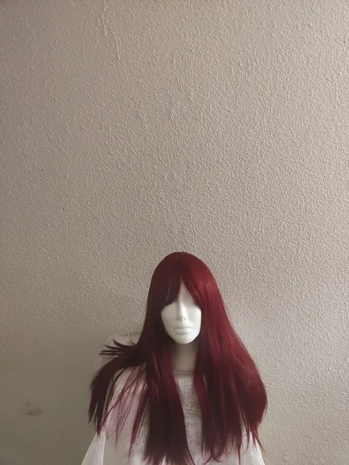 Perruque Naturelle Rouge Bordeaux Tendance Luxe - photo numéro 7