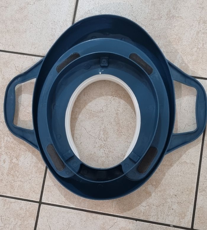 Réducteur de toilette - photo numéro 2