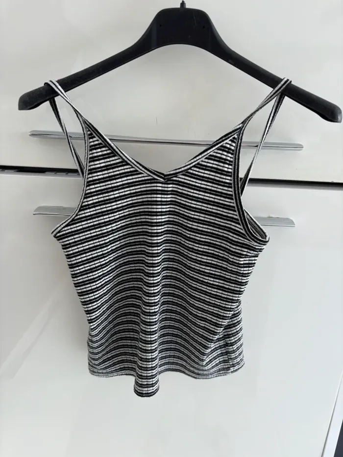 Top court femme taille S