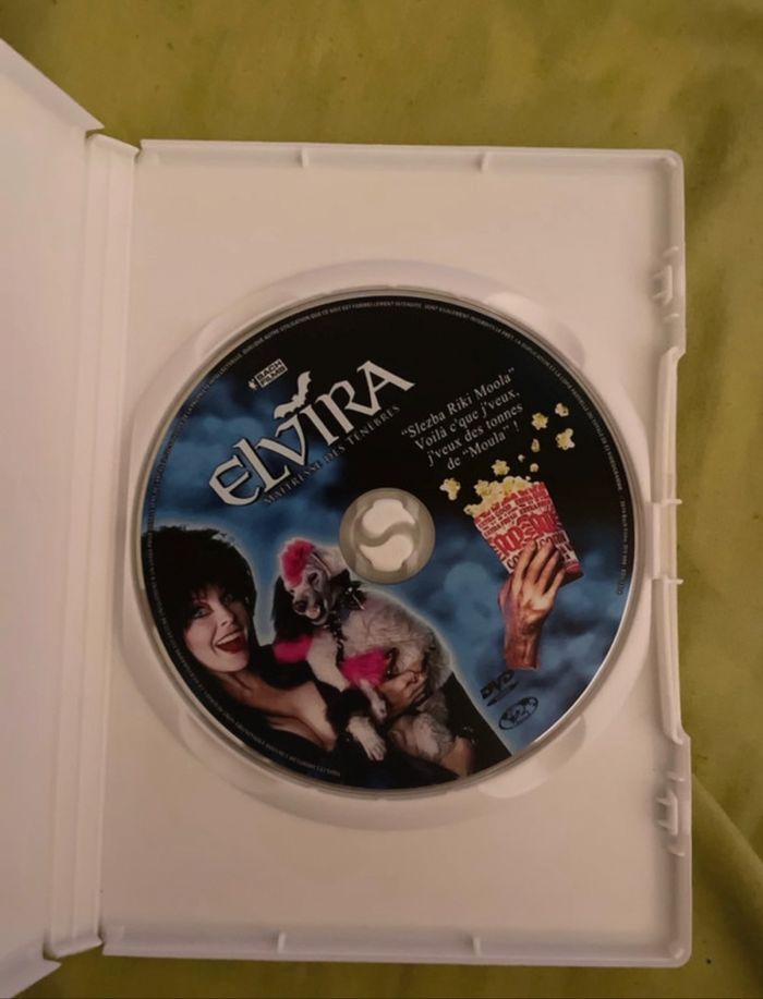 Elvira & le château hanté + elvira maîtresse des ténèbres dvd - photo numéro 8