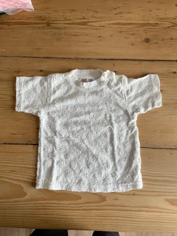 T-shirt blanc à fleurs 12 mois