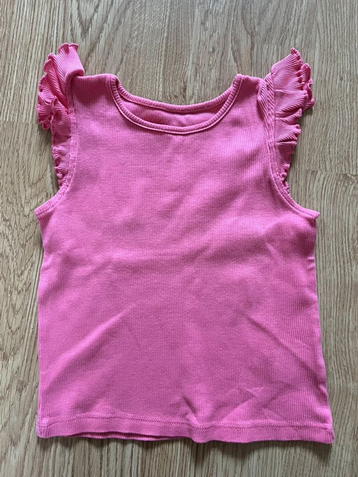 T-shirt Primark 24 mois TBE