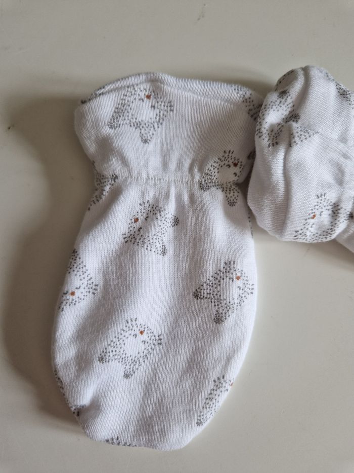 Paire de gants blanc coton bébé - photo numéro 1