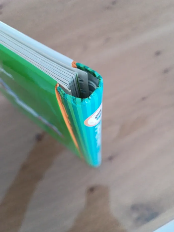Livre Je vais a l'école - photo numéro 7