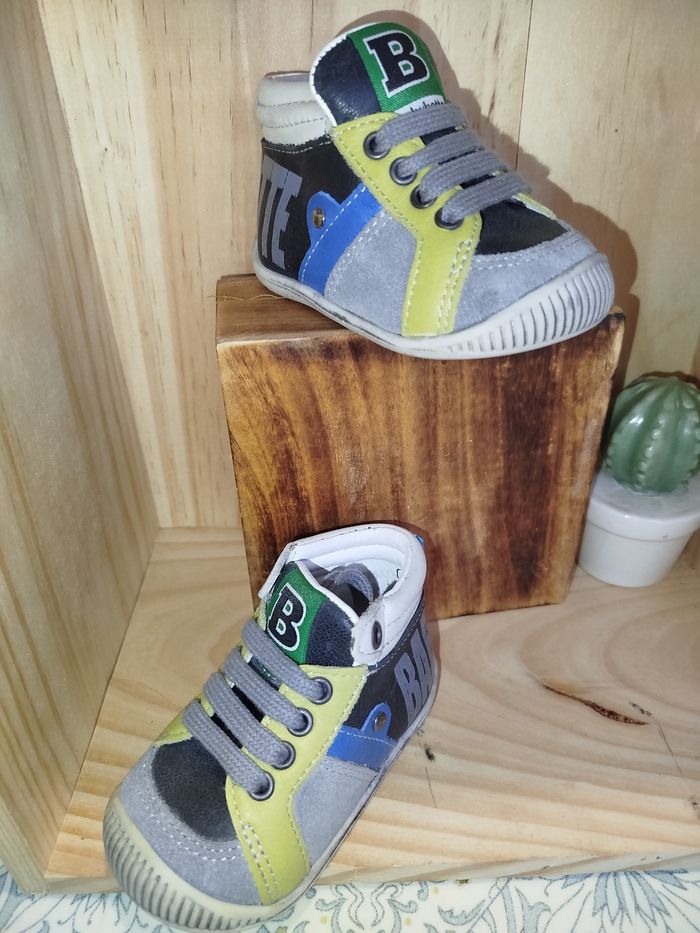 Chaussure bébé garçon p.17 - photo numéro 6