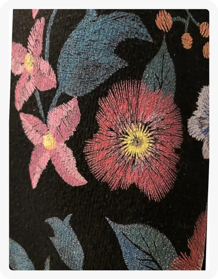 Robe épaisse fleurie et noire Zara - photo numéro 3