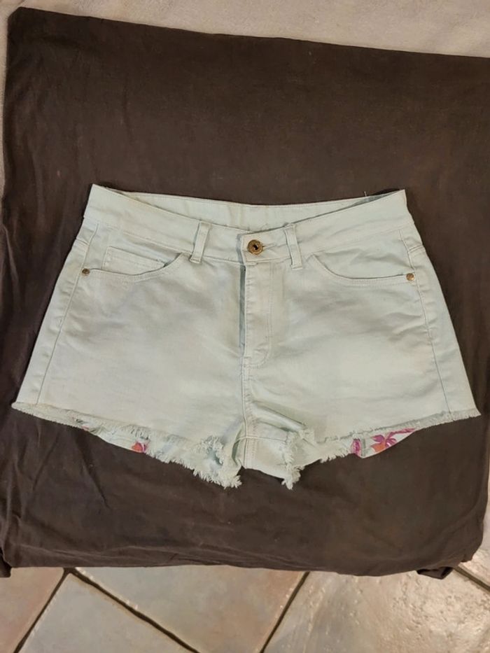Magnifique short Mango.
