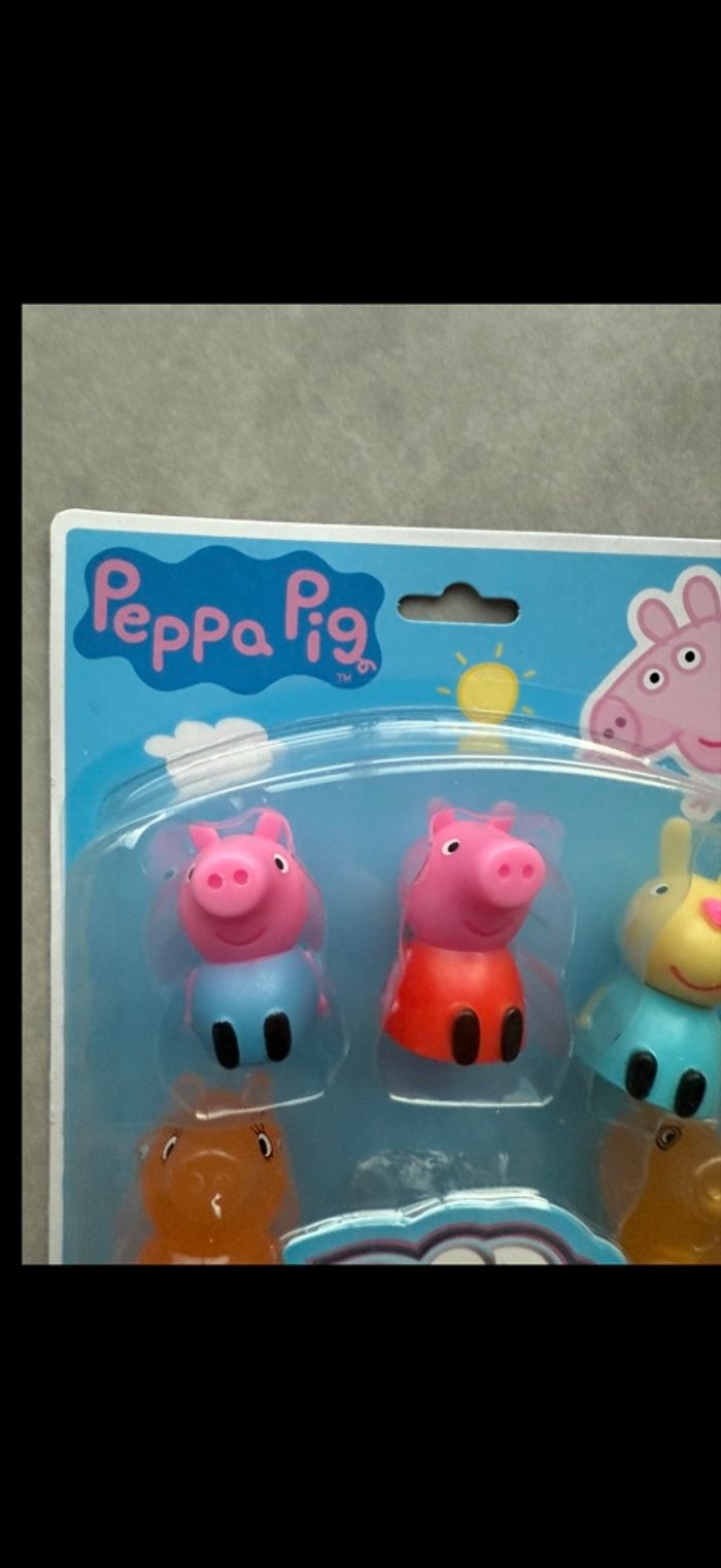 Figurines Peppa pig - photo numéro 4