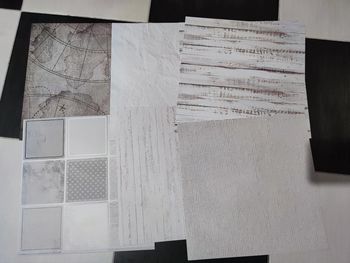 Lot de 12 feuilles recto verso cartonnées 30 x 30 cm #105