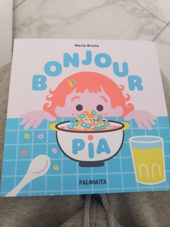 Bonjour Pia - livre avec grands Flaps à soulever - Neuf