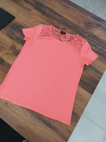 Tee-shirt rose à dentelle "123"-  Taille 38