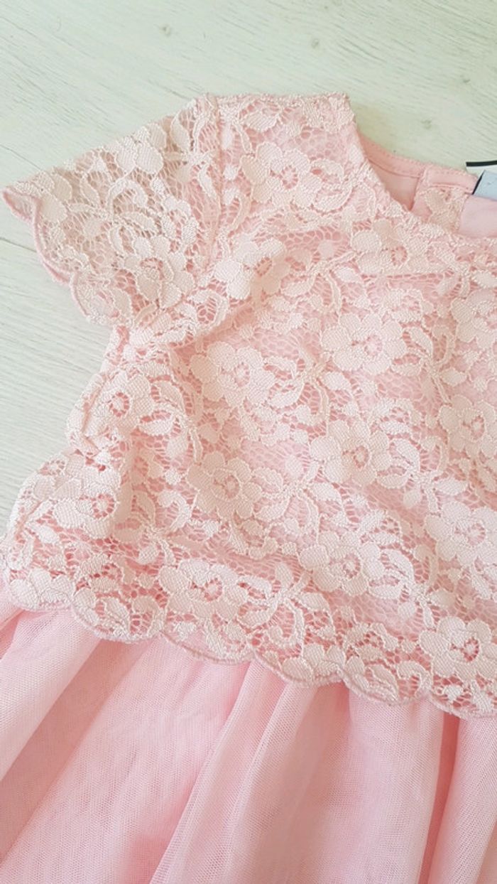 Robe de cérémonie fille 6mois neuve - photo numéro 2